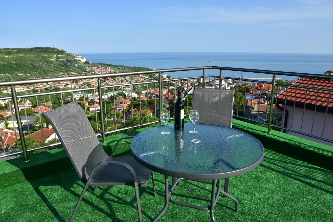 Guest Rooms Sea View 발치크 외부 사진